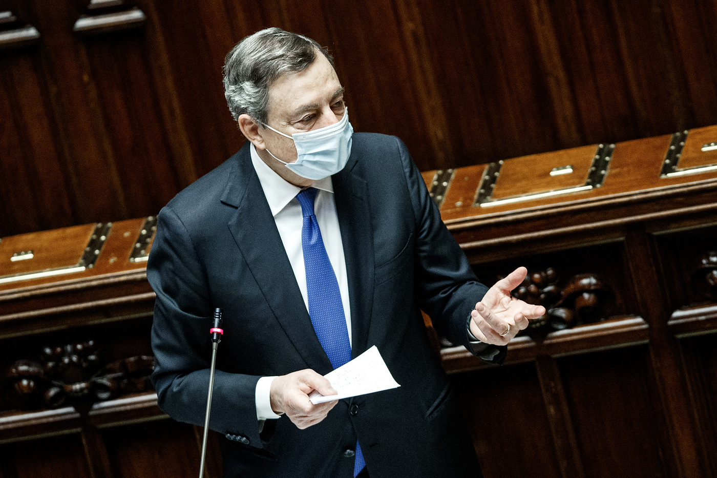 Le comunicazioni di Draghi prima del Consiglio Ue: “Verso Natale più sicuro, con Omicron serve cautela”