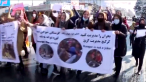 Afghanistan, donne in piazza a Kabul per il diritto al lavoro