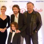 “Chi ha incastrato Babbo Natale?”, il photocall con Alessandro Siani, Christian De Sica e Diletta Leotta