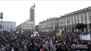 Corteo No Green Pass a Torino, Liccione: “Pronti a bloccare le città in caso di obbligo vaccinale”