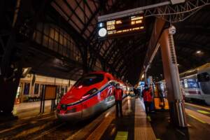 Fs: partito il primo Frecciarossa Milano-Lione-Parigi