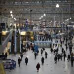 Covid: in Gran Bretagna 10mila casi Omicron in un giorno. Olanda di nuovo in lockdown