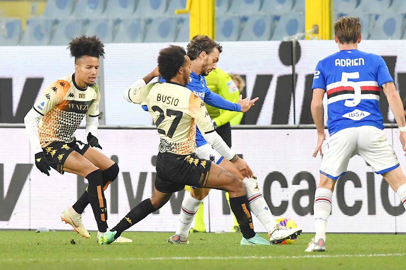 Calcio: botta e risposta Gabbiadini-Henry, Samp solo pari con il Venezia