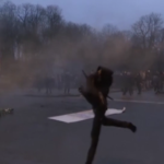 Bruxelles, migliaia di manifestanti contro le restrizioni anti Covid