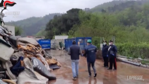 Appalti e rifiuti: imprenditori e amministratori arrestati, in manette anche sindaco del Casertano