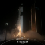 SpaceX manda in orbita il Falcon 9: porta rifornimenti alla stazione spaziale internazionale