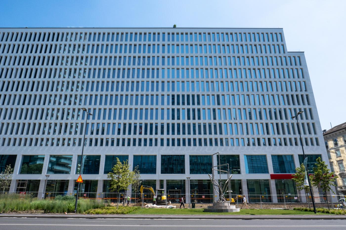 Calcio: pm Milano indagano su plusvalenze Inter, faro su affari col Genoa