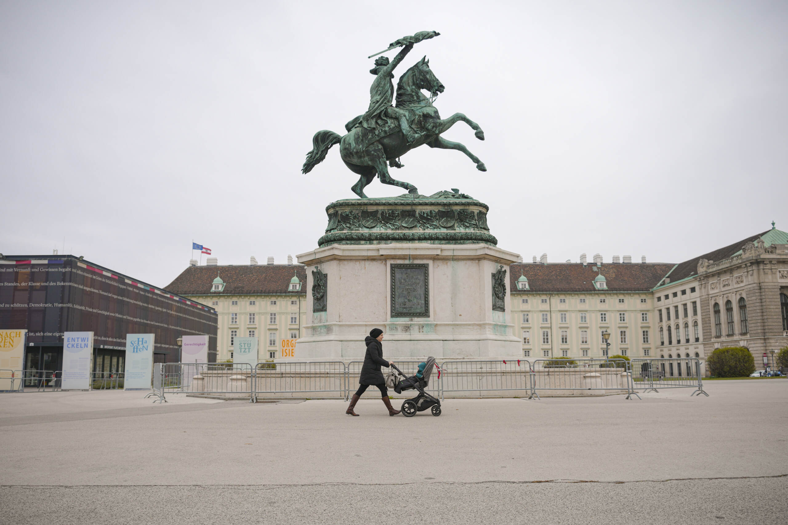 Covid, stretta in Austria: dal 27 dicembre ristoranti chiudono alle 22
