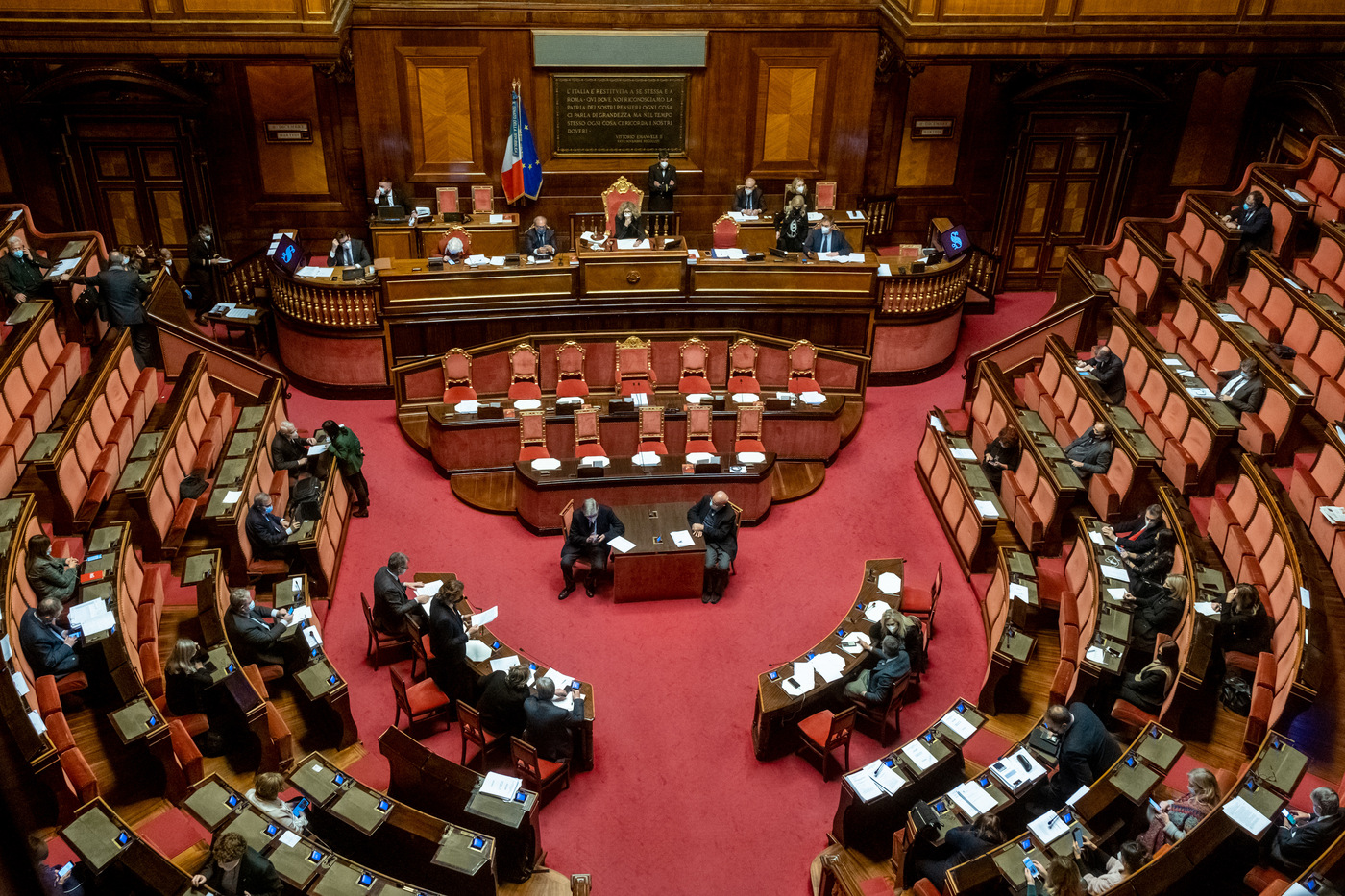 Legge Bilancio: Senato approva fiducia a maxiemendamento, testo passa alla Camera