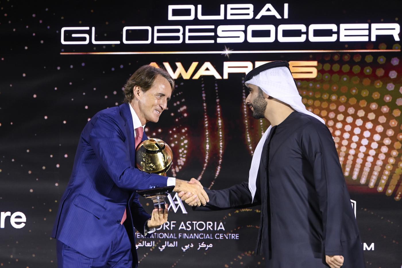 Globe Soccer Awards: Italia e azzurri premiati a Dubai, Mancini miglior tecnico