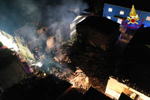 Agrigento, palazzina crolla dopo esplosione per fuga di gas a Ravanusa