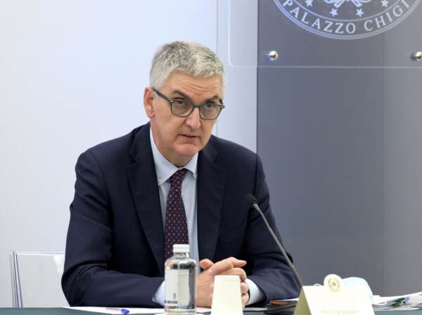 Roma, conferenza stampa sulle nuove misure contro il Covid-19 e le sue varianti