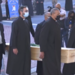 Tutu, Città del Capo: l’ultimo saluto dei fedeli prima dei funerali