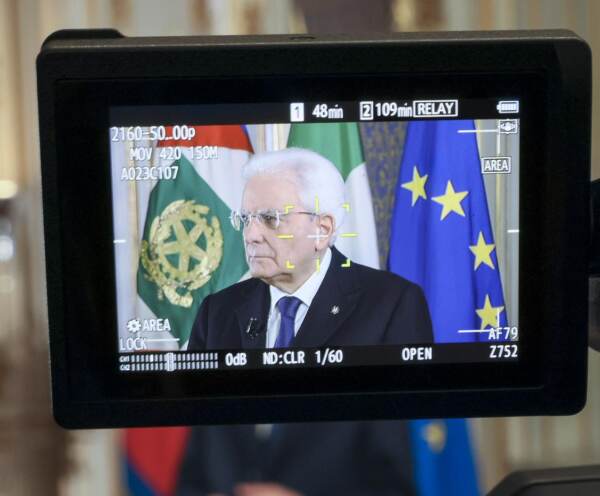 Il Presidente della Repubblica Sergio Mattarella nel tradizionale discorso di fine anno