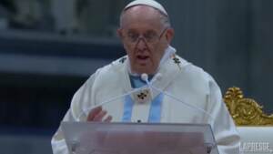 Papa: “Basta violenza sulle donne, è un oltraggio a Dio”