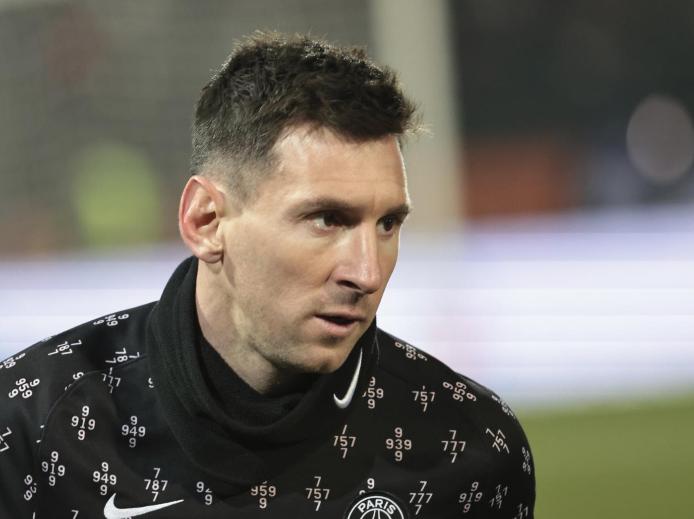 Calcio: Messi tra i quattro positivi al Covid nel Psg