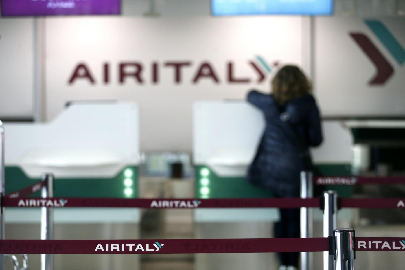AirItaly: lettere di licenziamento a dipendenti ex Meridiana. Sindacati: “Stop a procedura” AirItaly: lettere di licenziamento a dipendenti ex Meridiana. Sindacati: “Stop a procedura”