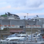 Covid, nave MSC Gandiosa attracca al porto di Civitavecchia