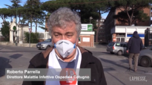 Covid, il Cotugno di Napoli aumenta terapie intensive: “Cure domiciliari per evitare collasso ospedali”