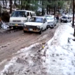 Pakistan, 22 morti assiderati: bloccati nelle loro auto vicino al resort di Murree