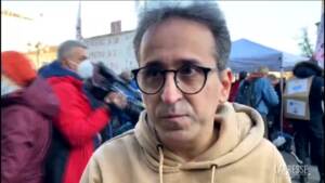 No green pass a Torino, uno dei leader: “Ho ritirato mio figlio da scuola perché è come un lager”