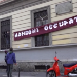 Milano, occupato il liceo Manzoni. Gli studenti: “I vaccini siano obbligatori, non vogliamo tornare in dad”