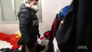 Milano, 18 perquisiti per aggressioni capodanno: ci sono anche tre minori
