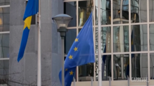 Morte Sassoli: bandiere a mezz’asta a Bruxelles
