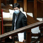 Covid, Speranza: “Governo continua a puntare su Green pass, scaricati 194 milioni di certificati”