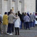 Covid, Francia: contagi reali un mln al giorno. Fauci: “Omicron troverà quasi tutti”
