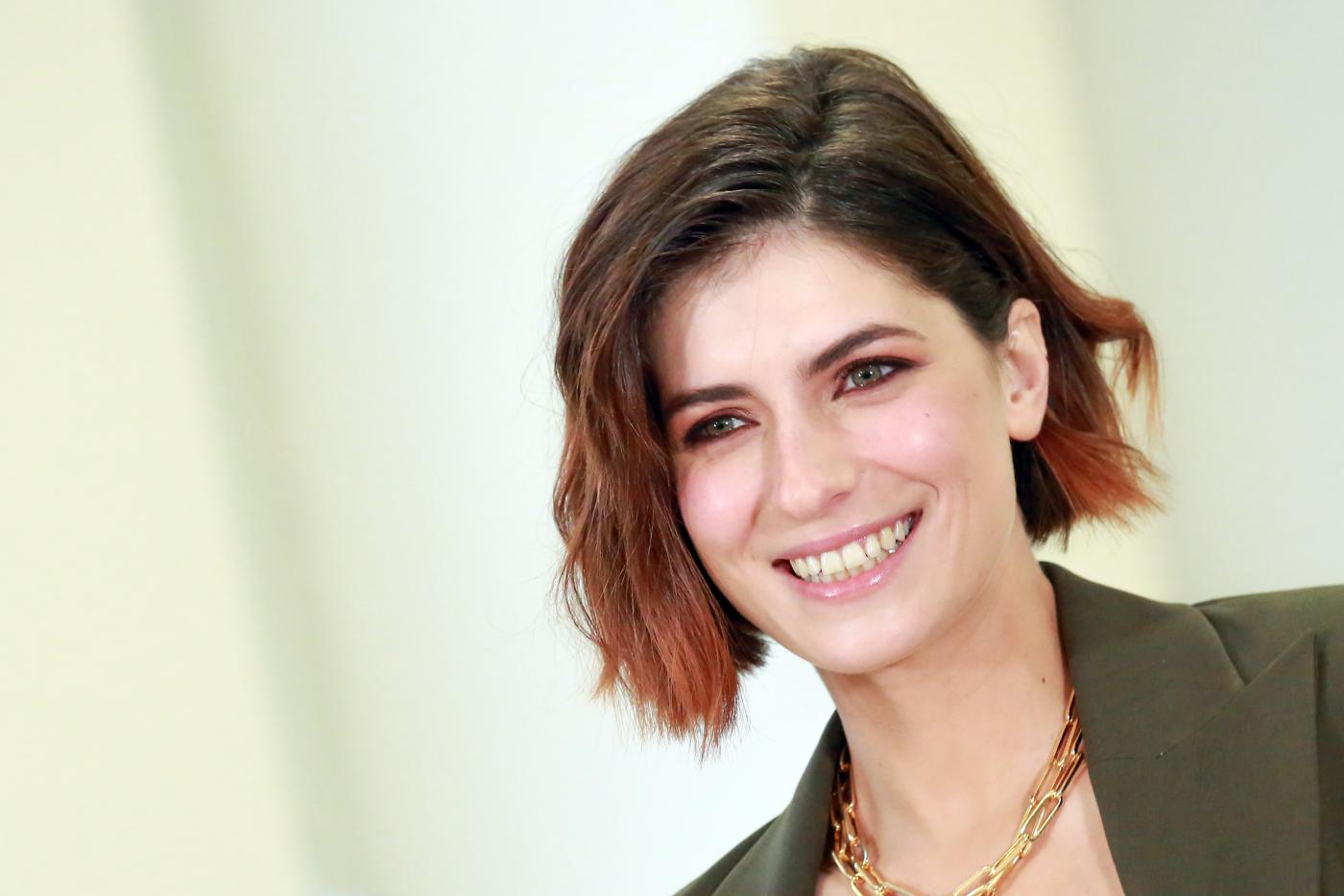 ascolti tv blanca 38 mln e 243 stacca il grande fratello 18 mln e 15