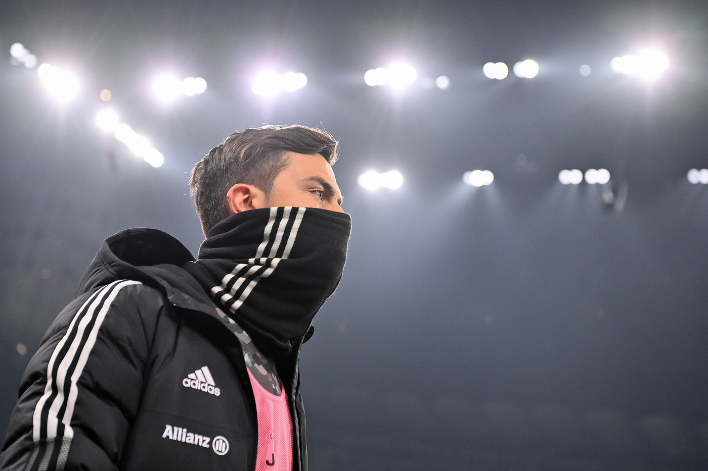 Juventus, nervi tesi e rinnovo Dybala a rischio. Bonucci multato per l’episodio durante la Supercoppa