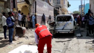 Somalia: attentato al-Shabaab a Mogadiscio, ferito portavoce governo