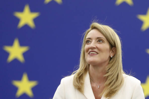 Roberta Metsola è la nuova presidente del Parlamento Europeo