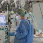 Covid, le Regioni insistono: stop sistema a colori. 192mila casi e 380 morti in 24ore