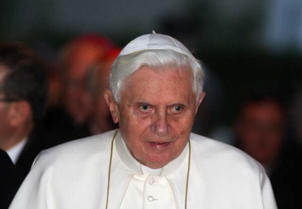 Pedofilia: quasi 500 vittime nella diocesi di Monaco. Accuse a Ratzinger, che si difende