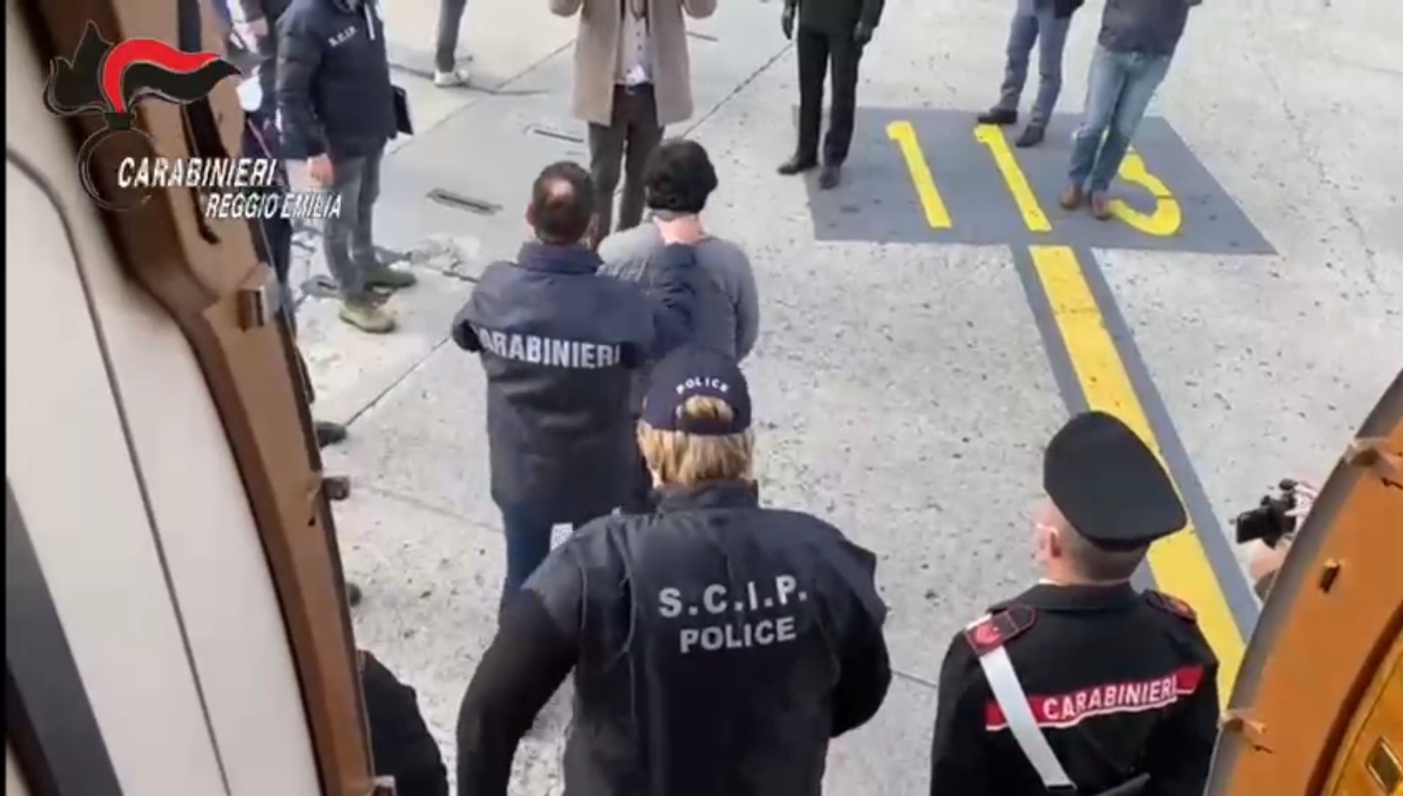 Caso Saman: lo zio estradato dalla Francia è arrivato in carcere a Reggio Emilia Caso Saman: lo zio estradato dalla Francia è arrivato in carcere a Reggio Emilia