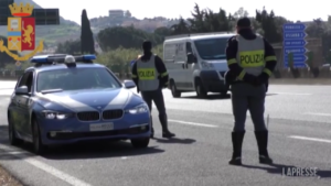 Cagliari, nascondeva cocaina marchiata ‘CR7’ in auto: arrestato