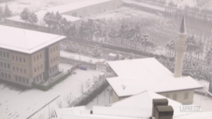 Turchia: Istanbul imbiancata dalla neve