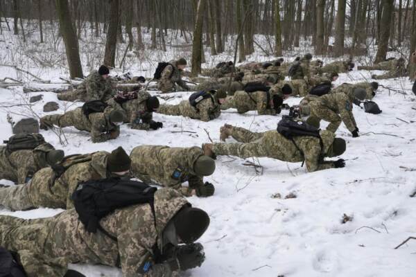 Ucraina, esercitazioni militari a Kiev