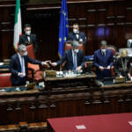 Quirinale, fumata nera alla quarta votazione. Iniziato vertice del centrodestra. Salvini pensa all’ipotesi Frattini: no del Pd
