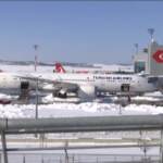 Istanbul, neve sulla città ma ripartono i primi voli