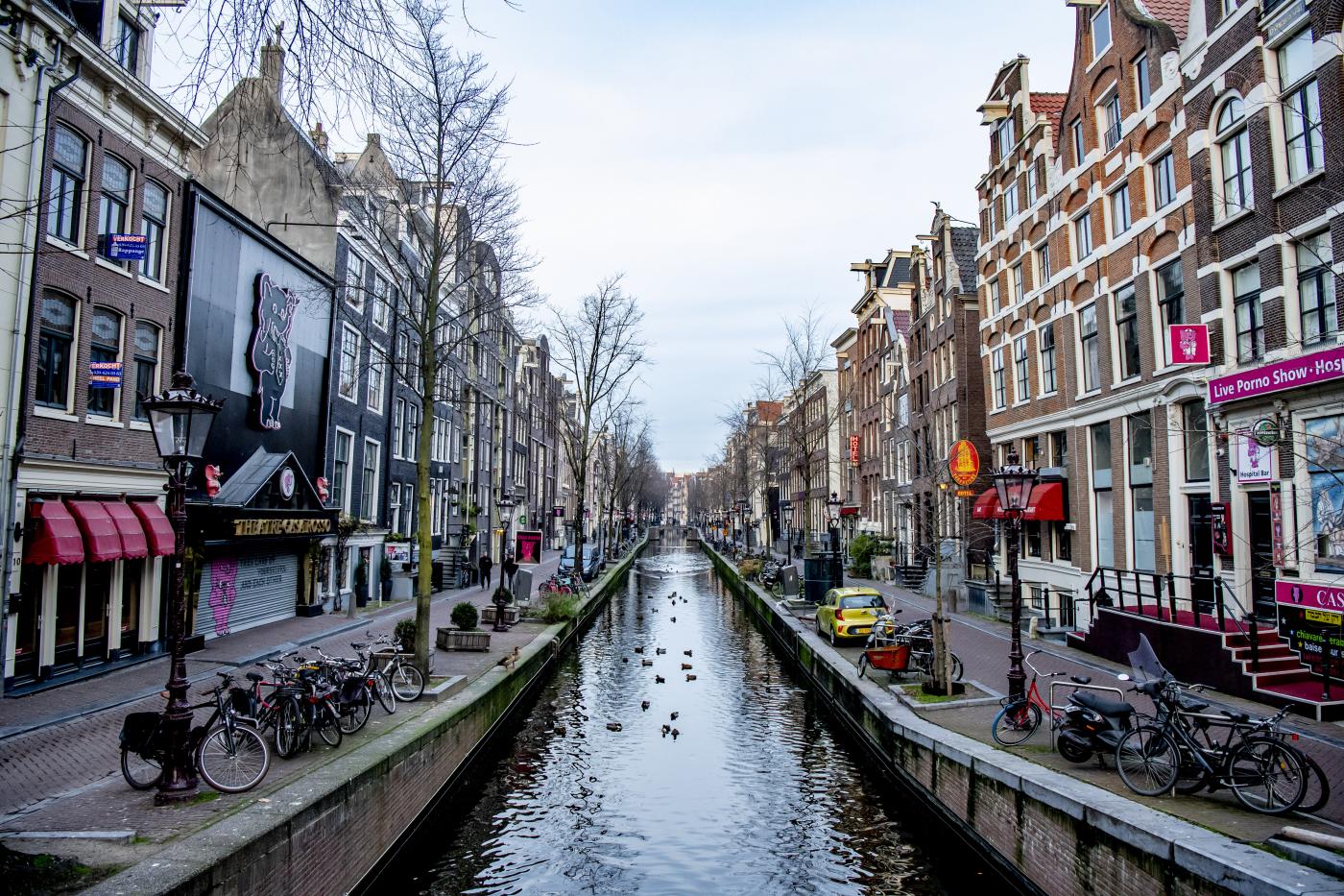 Olanda: italiano di 42 anni trovato morto ad Amsterdam, indagini in corso