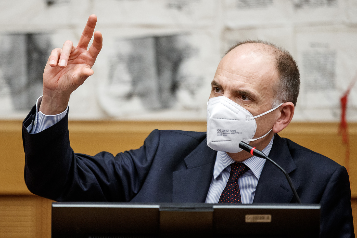 Letta: “Mattarella e Draghi per noi è soluzione ideale ma la Politica ha problemi da risolvere”