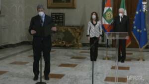 Mattarella: “I doveri prevalgono su prospettive personali”