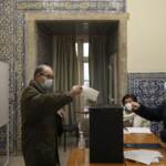 Portogallo oggi al voto nell’incertezza, ai seggi anche i positivi al Covid-19