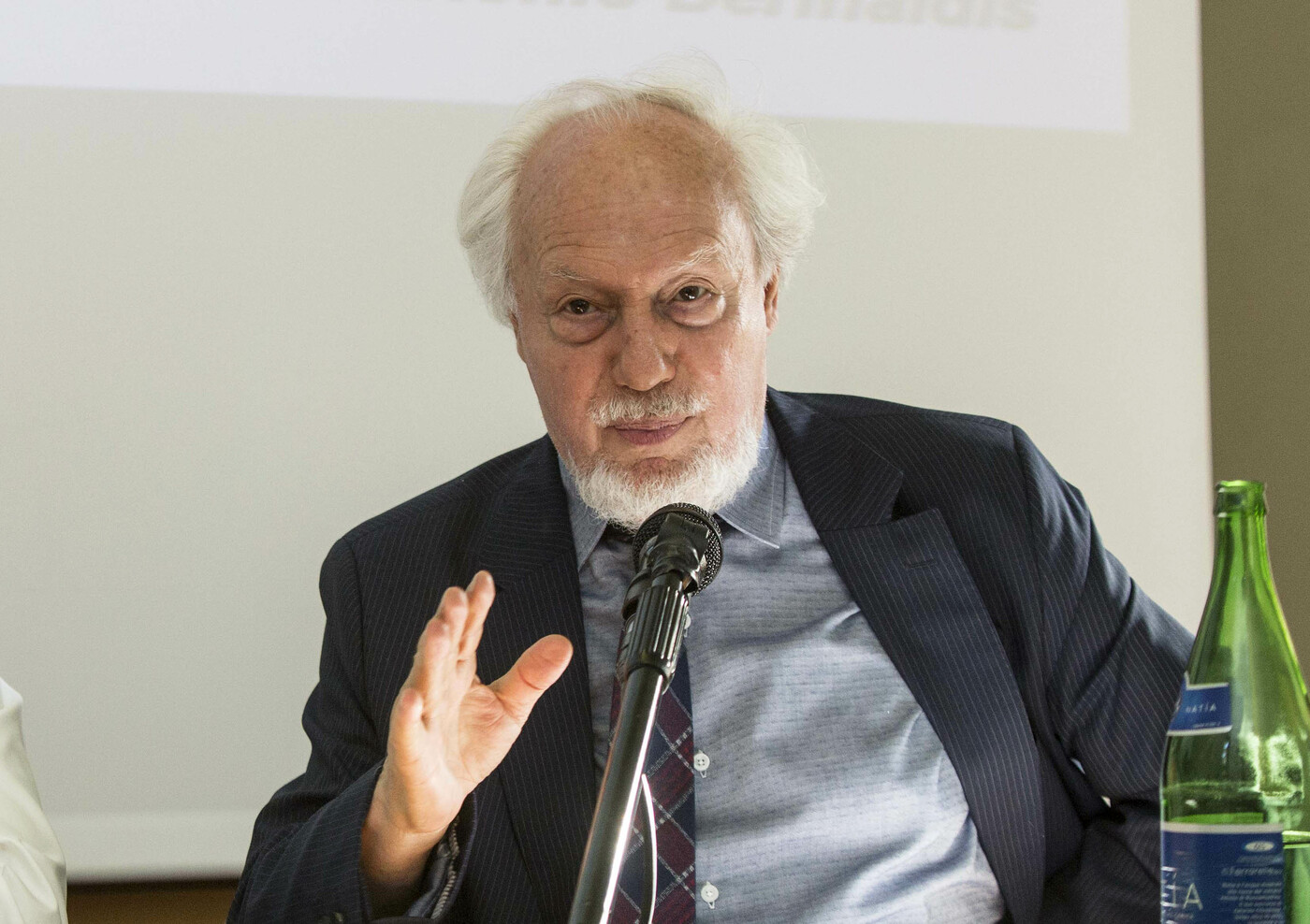 Vent’anni dal delitto di Cogne, Mario Morcellini: “Fu pornografia del dolore sui media” Vent’anni dal delitto di Cogne, Mario Morcellini: “Fu pornografia del dolore sui media”