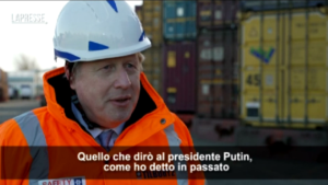 Ucraina, Johnson: “Qualsiasi invasione russa sarebbe un disastro”