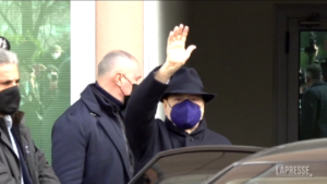 Berlusconi dimesso dal San Raffaele dopo otto giorni