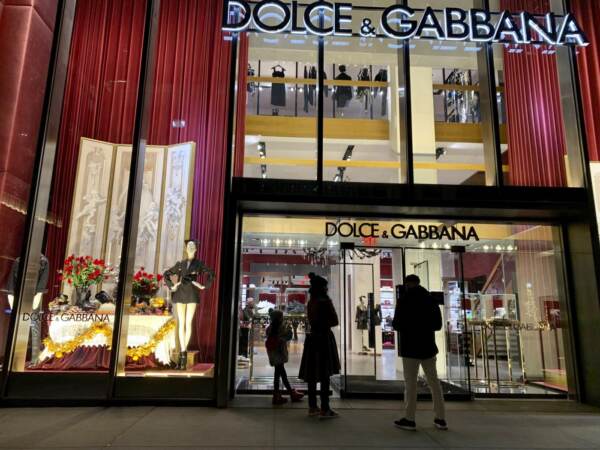 Moda, Lav annuncia: “Dolce&Gabbana abbandona le pellicce e passa al fur-free”